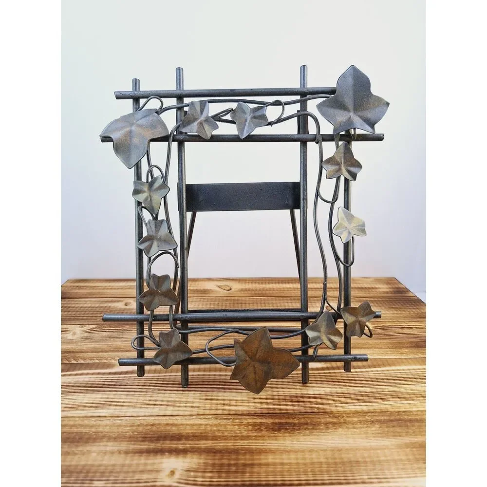 Metal Vine Picture‎ Frame Holds 3x5 Photo Home Decoration